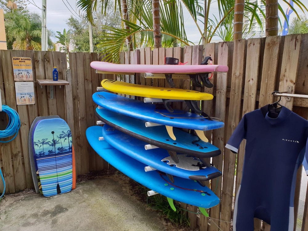 Backpackers In Paradise Resort - Hostel