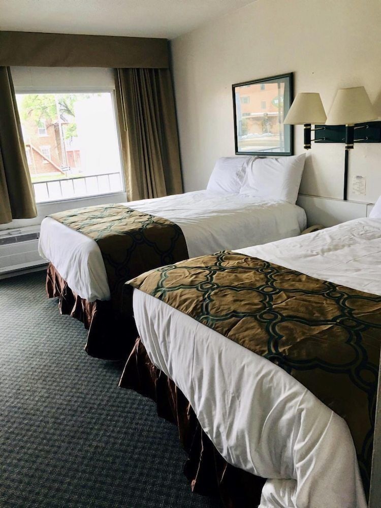 Imperial Inn view 4