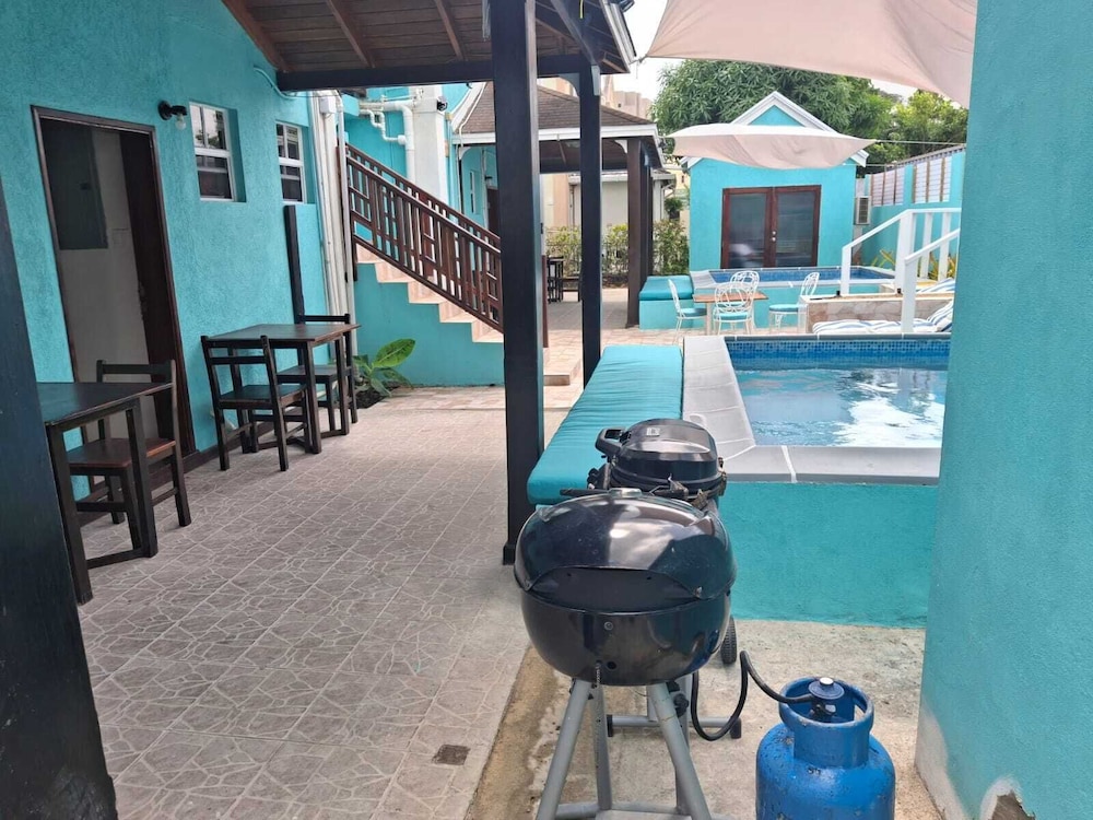 BL Villas Dover Beach