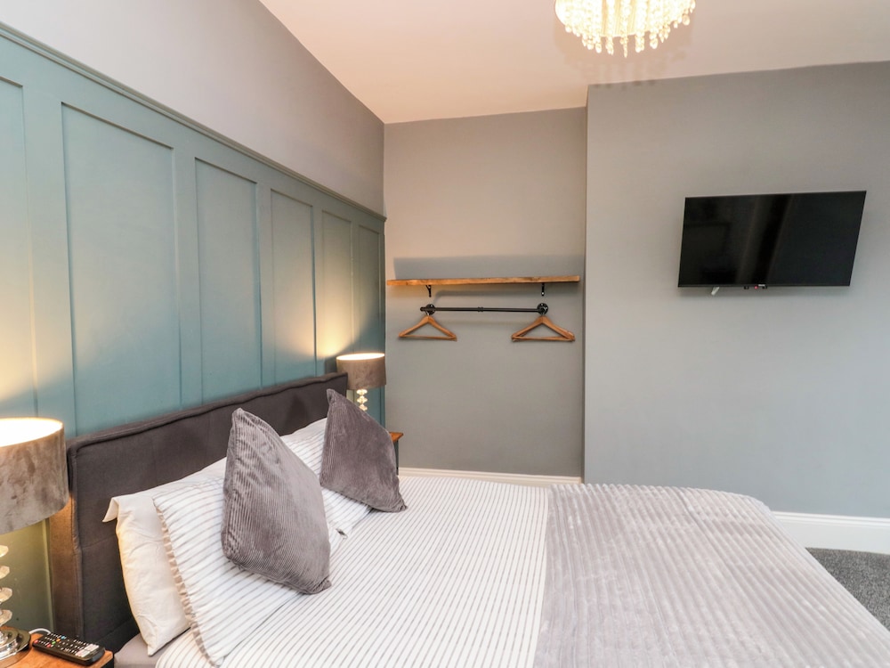 27 Westbourne Grove