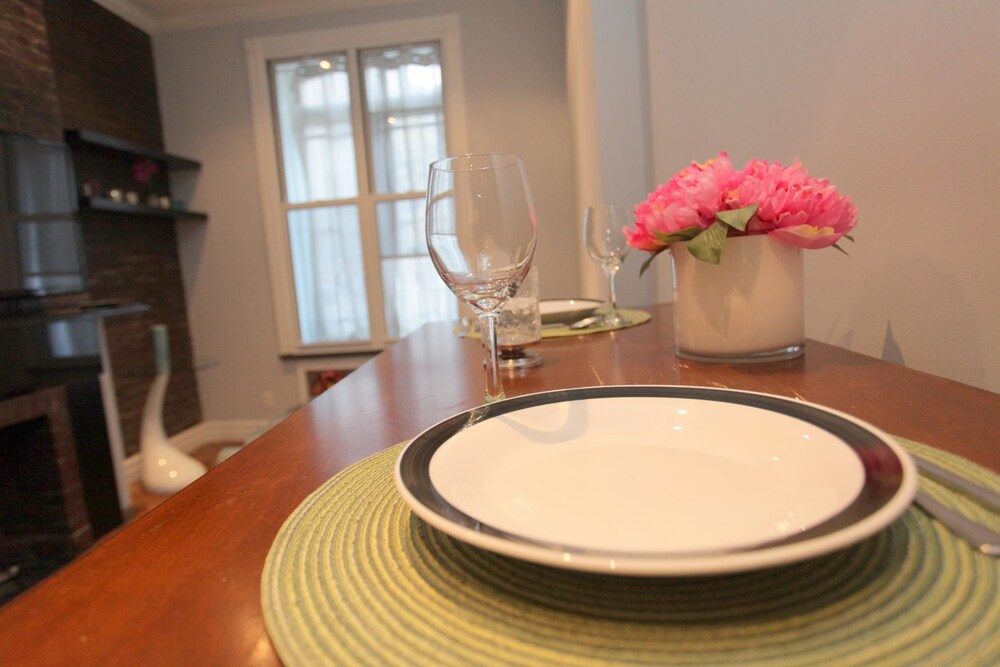 NY063 1 Bedroom Apartment By Senstay