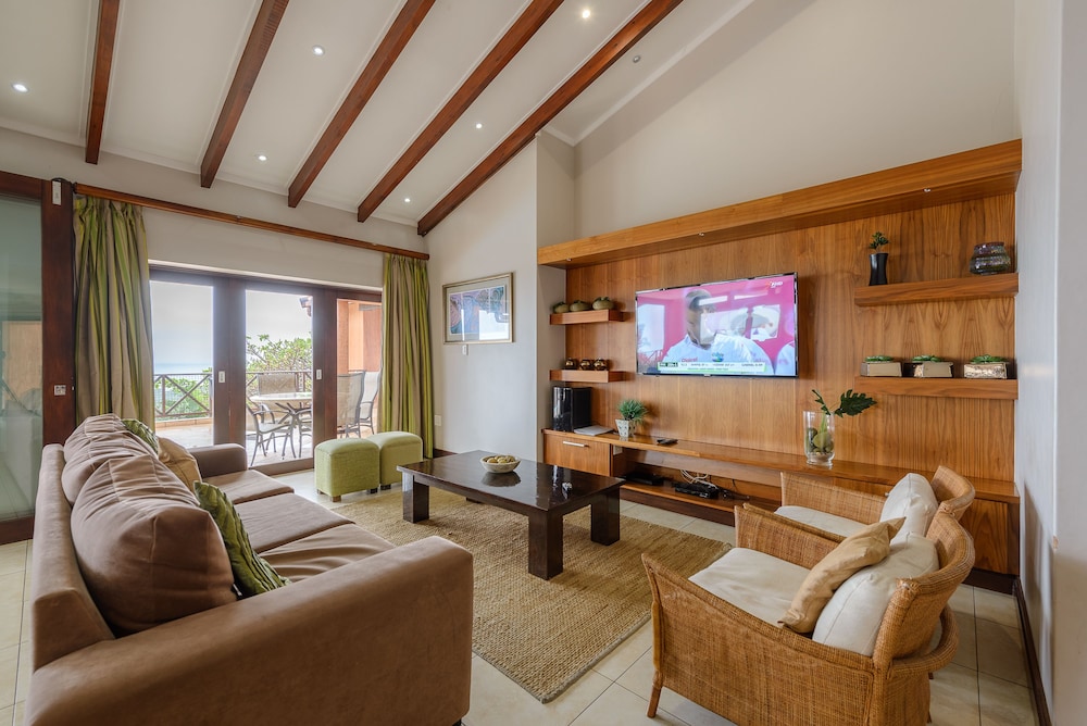 San Lameer Villa Rentals 14328