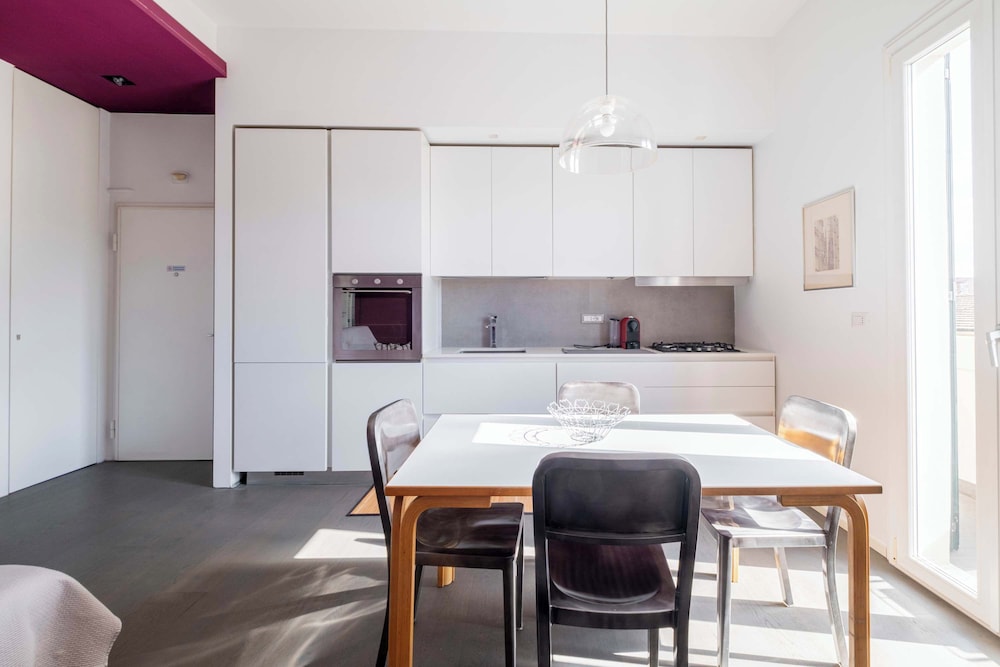 Casa Marion Stile e Comfort in un Elegante Dimora Bolognese