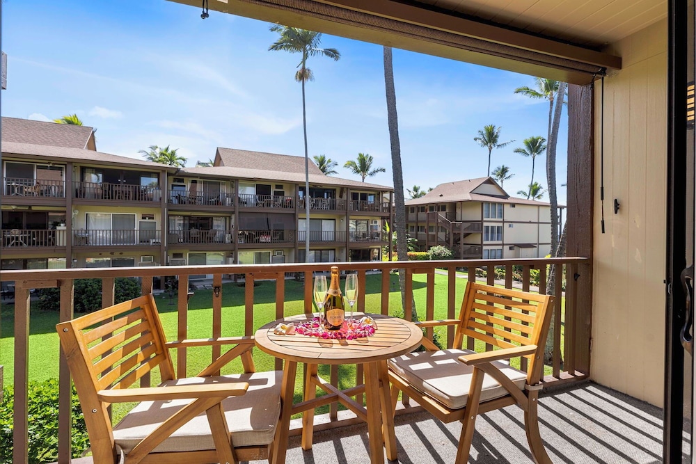 Beautifully Updated Oceanfront Condo - AC - Concierge Included - Vrkcv
