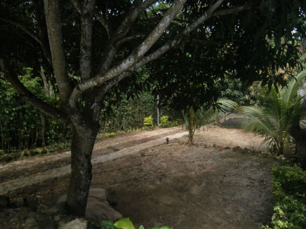 Madera Labrada Lodge