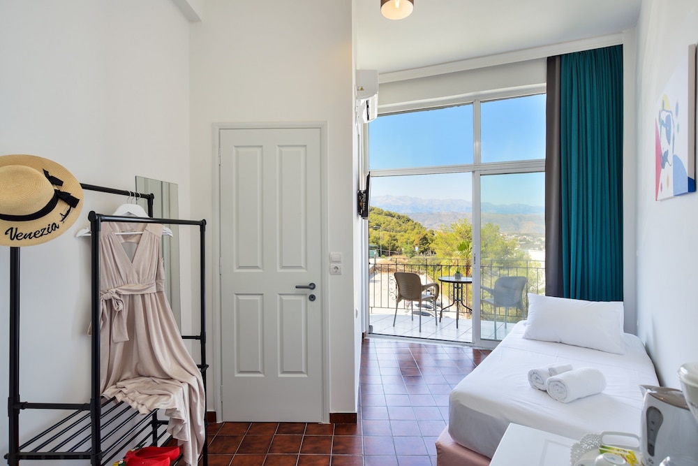 Loucerna Suites Chania