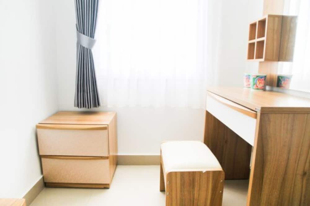 Modern Style Studio at The Nest Puri Apartment