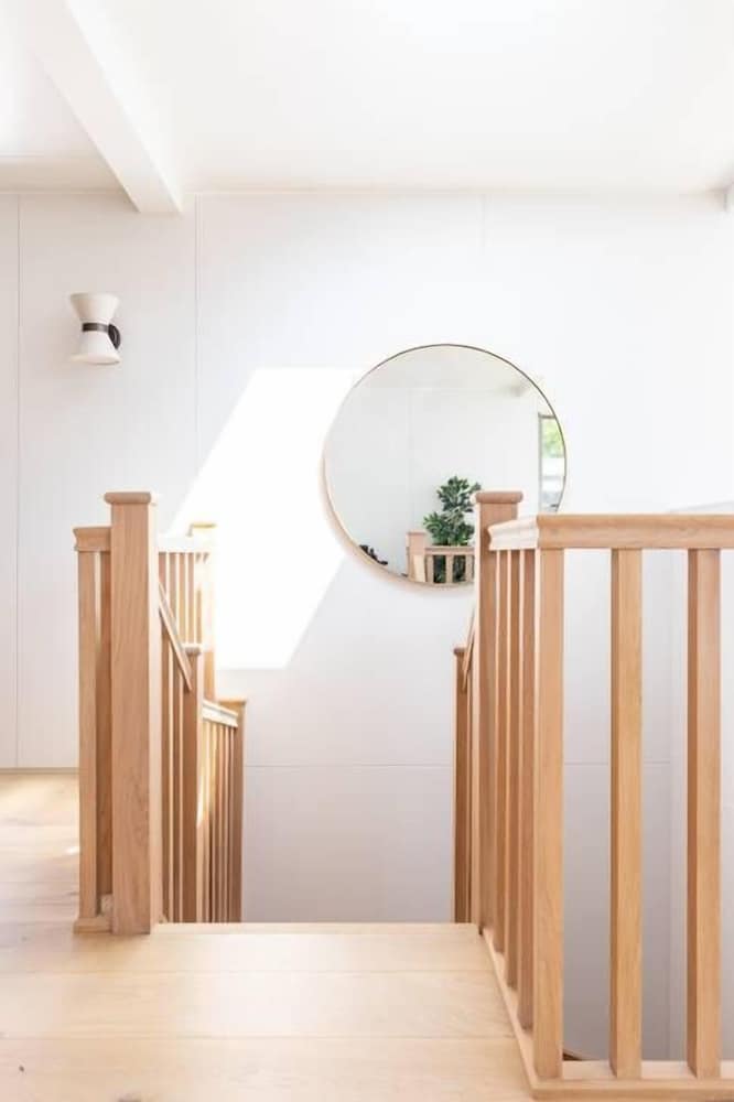 Cheyne Walk Houseboat by Onefinestay
