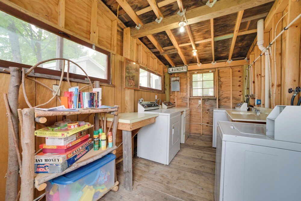 Fish, Boat & Relax: Lakefront Cedarville Cabin