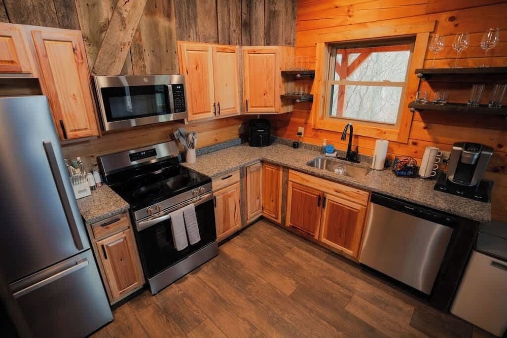 Memories at Hillside A Modern Cabin Hocking Hills