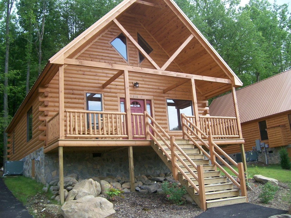 White Oak Lodge & Resort view 5