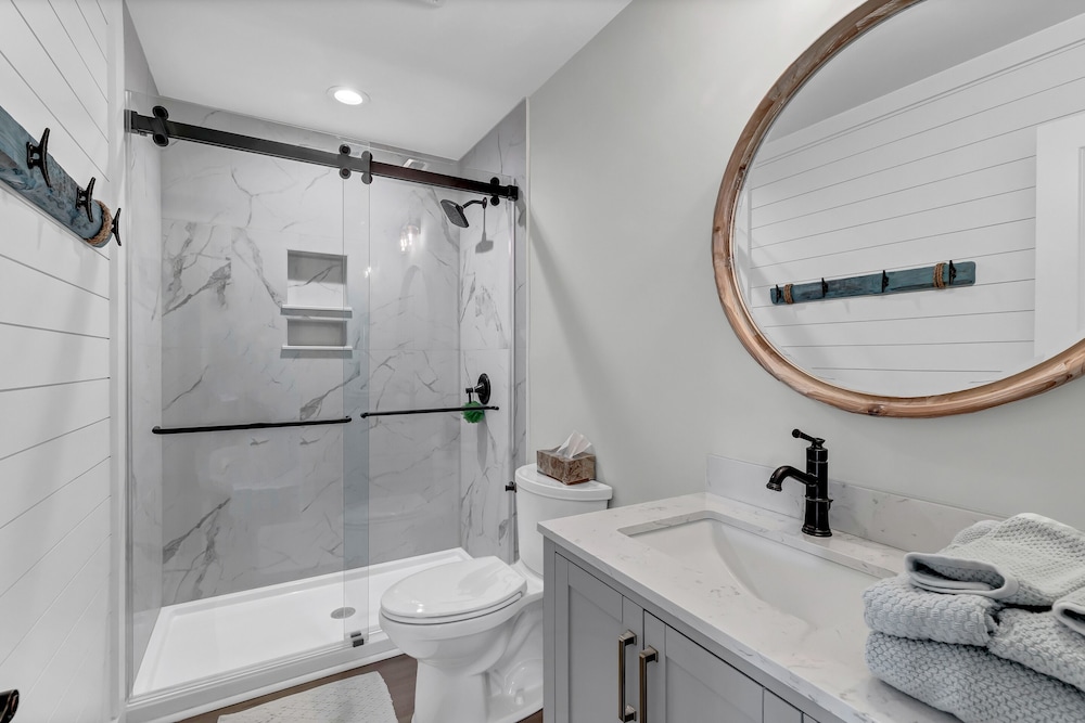 Oceanwatch Cottage by Topsail Realty