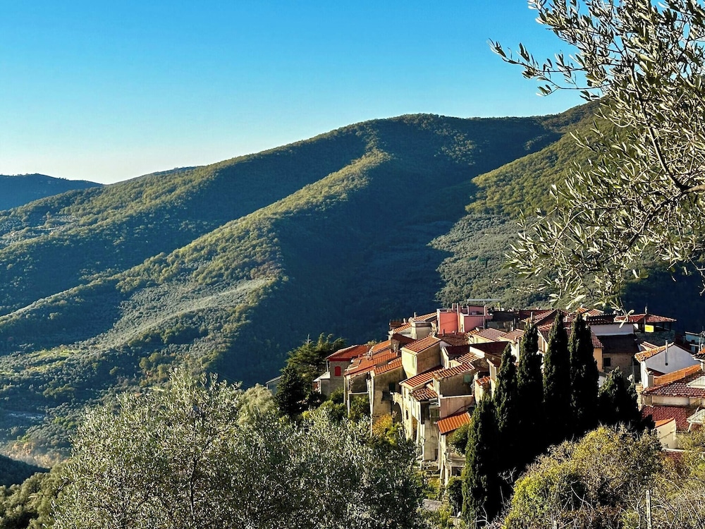 Panoramic Townhouse Casa del Borgo