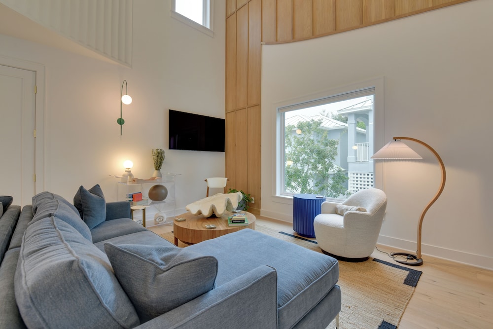 Stroll to Shore, Modern Santa Rosa Beach Duplex!