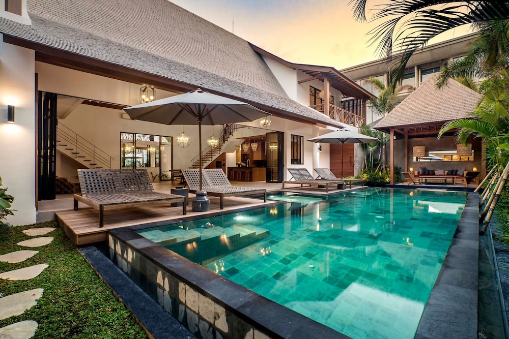 Villa Nusantara 3 by Alfred in Bali - Luxury 4bdr Brand New Villa Near Pererenan Beach Canggu