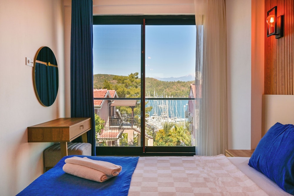 Hi Life Suites