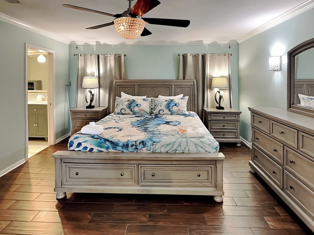 Harbor View Breeze by Ryson Vacation Rentals