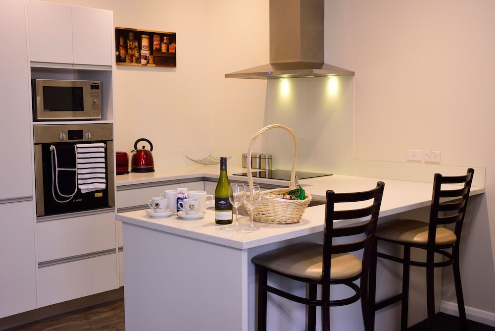 Peaceful and Central Studio in Thames view 4