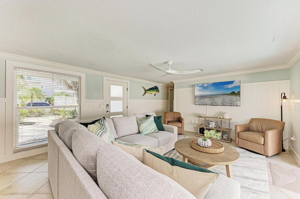 Anna Maria Island Blue Bella Bliss - Private Heated Pool