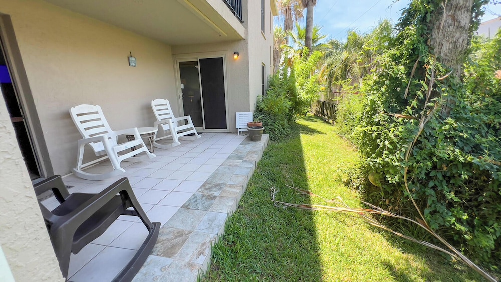 Island Condo - 1st Floor - Pool - Patio