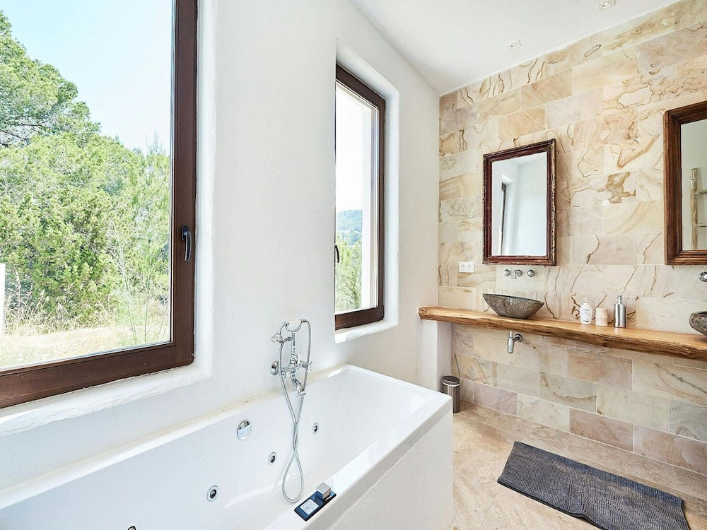 Holiday Home With sea View