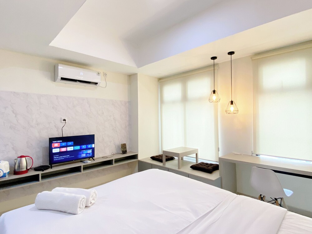 Restful Studio Room Pollux Chadstone Apartment