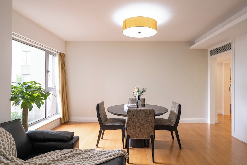 Tyms 3BR 2BA Apartment in Xujiahui