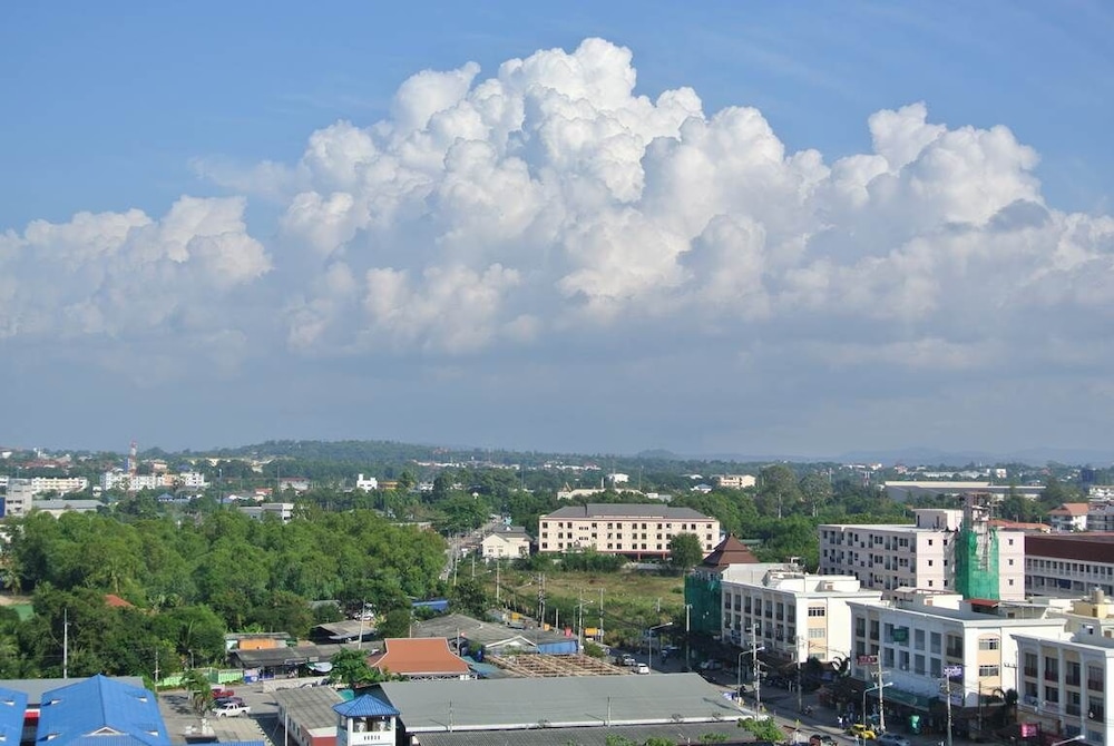 Angket Hip Residence in Jomtien Angket Floor 11 view 2