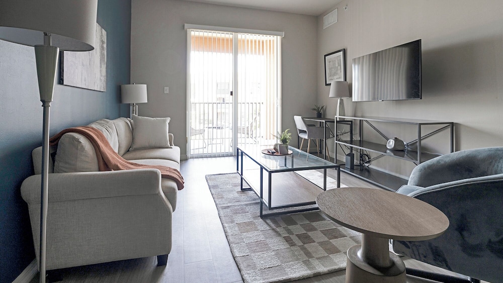 Landing Amazing 1bd, Game Room, Gym
