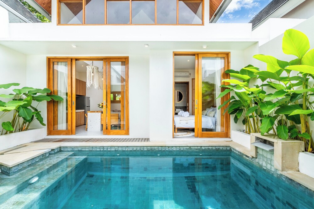 Sunset Village - Villas Complex