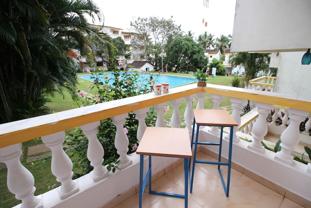 OYO 9788 Home 1 BHK Near LPK Waterfront