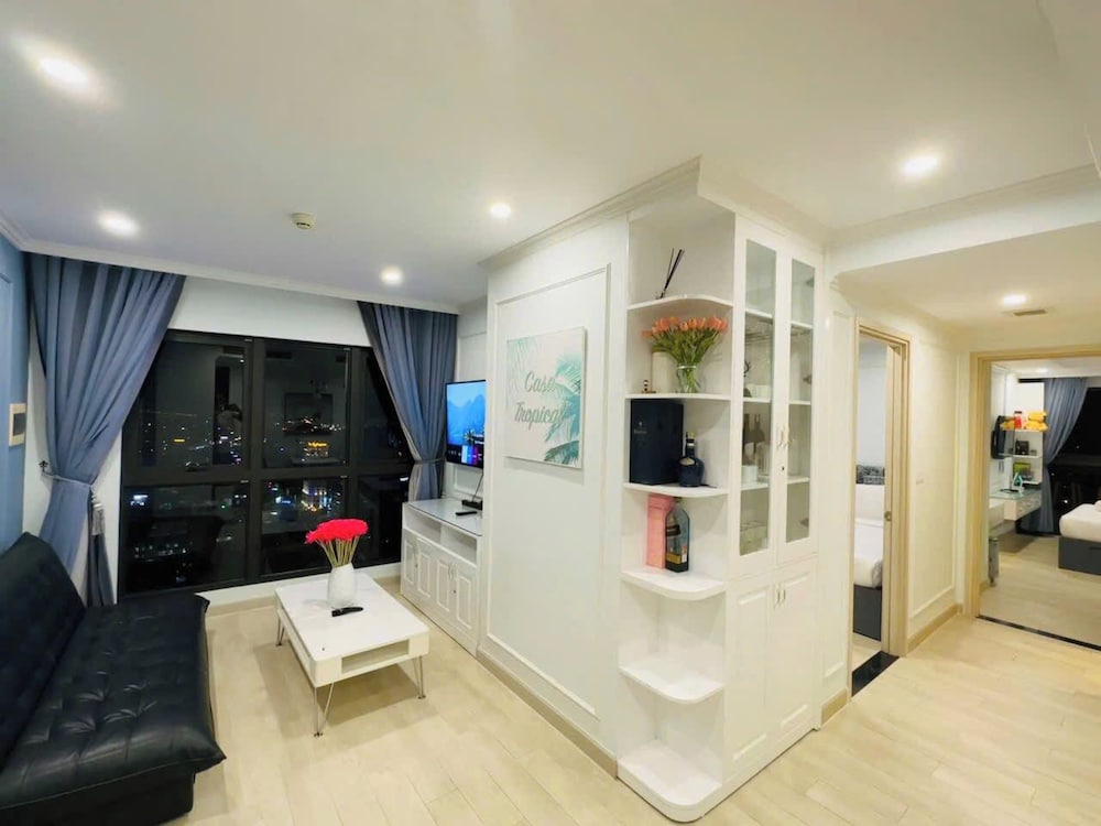 Gold Coast Balcony Serviced Apartment