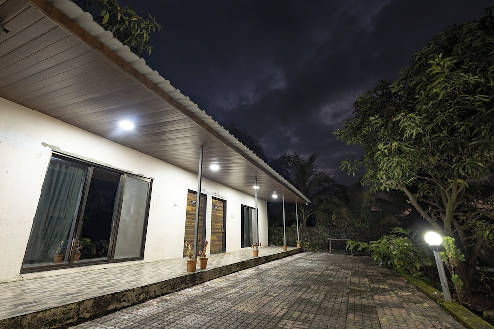 Arbor Resort