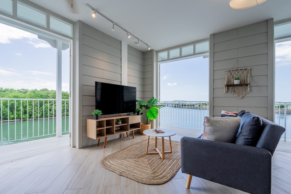 w Fantastic 1BR w Modern Balcony in Panama