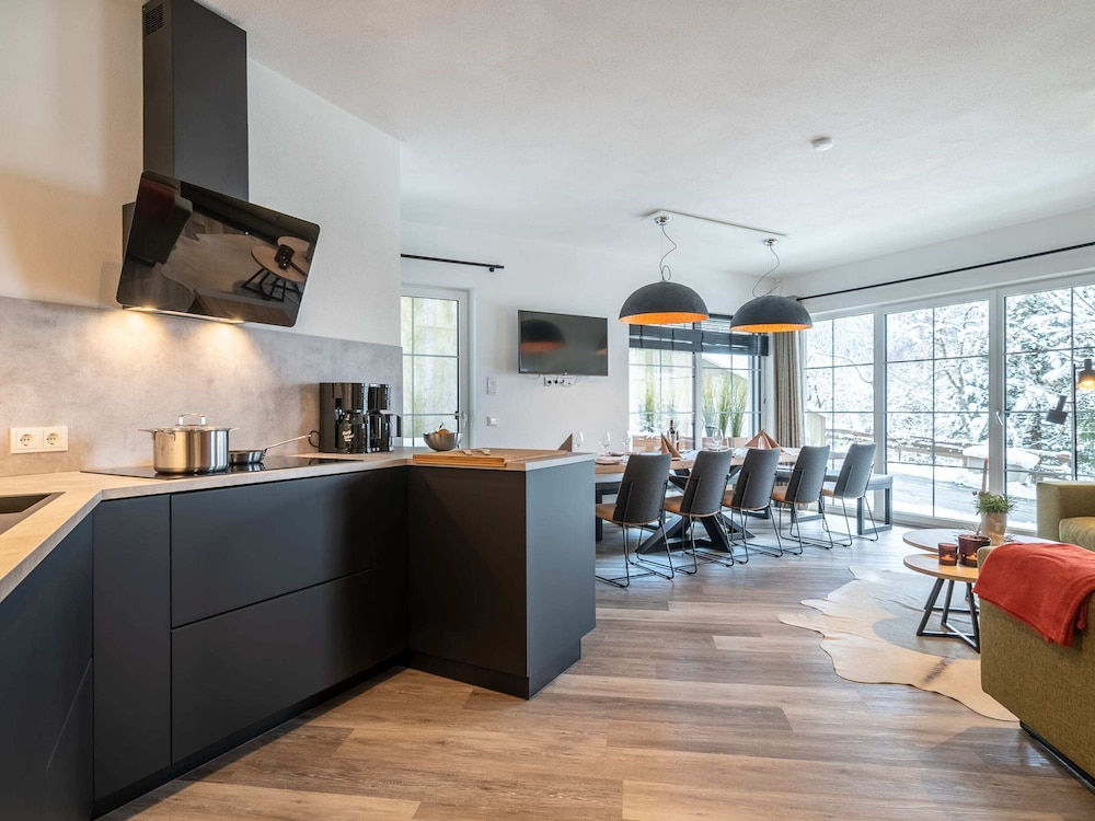 Luxury Chalet with Sauna near Ski Area in Salzburg view 5
