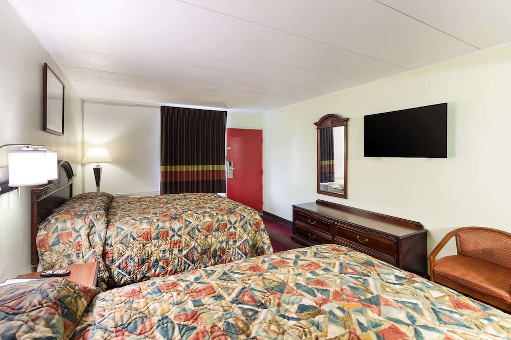 Rodeway Inn South Point