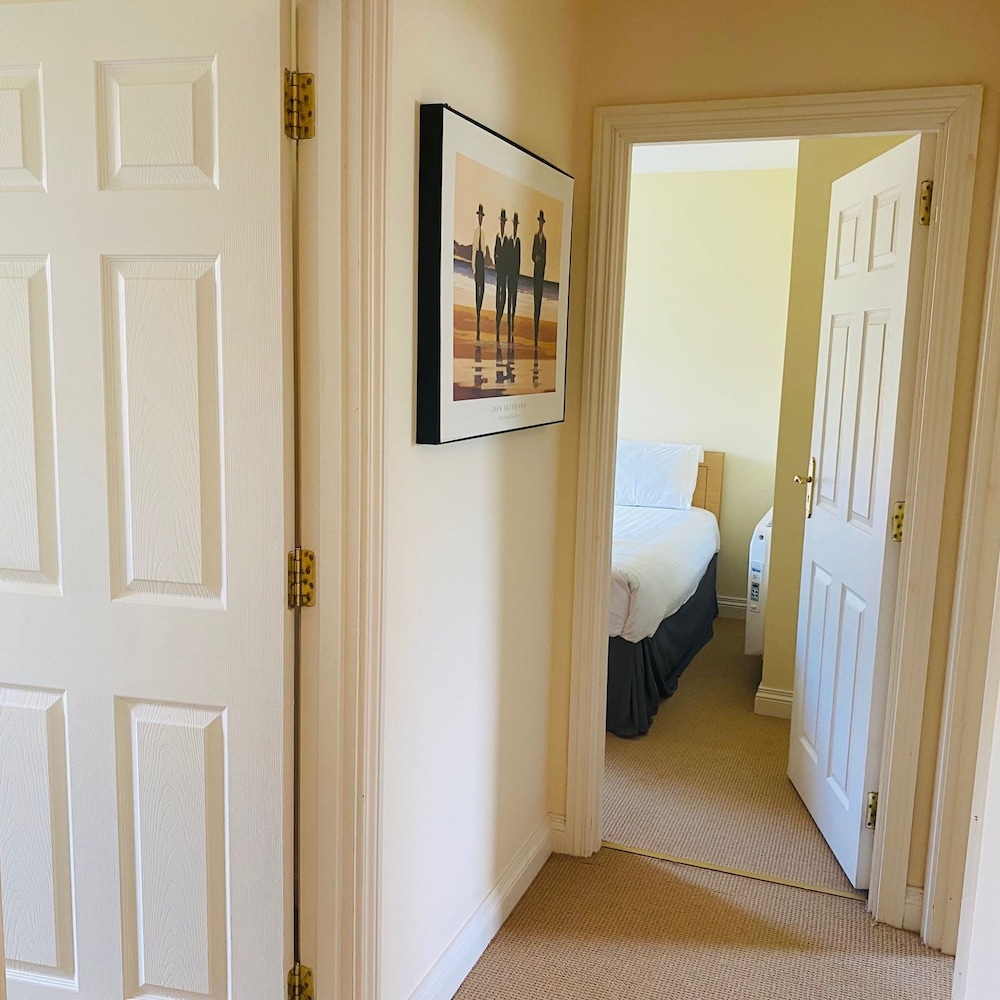 3 Bedroomed House With View of Kenmare Bay Estuary
