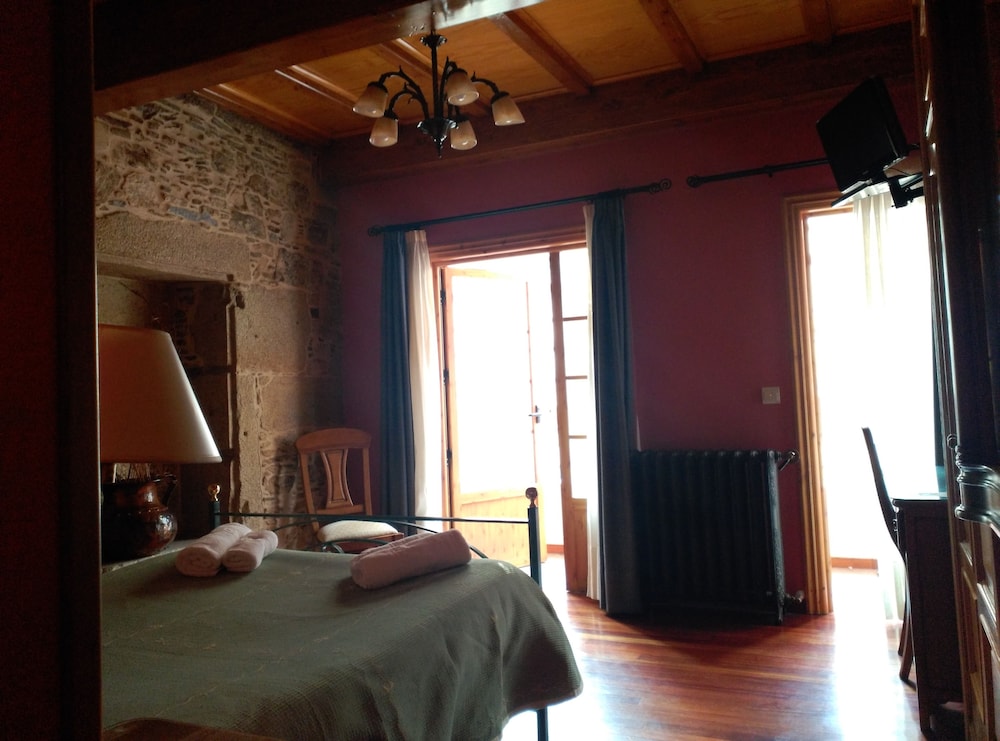 Hotel Pico Sacro II