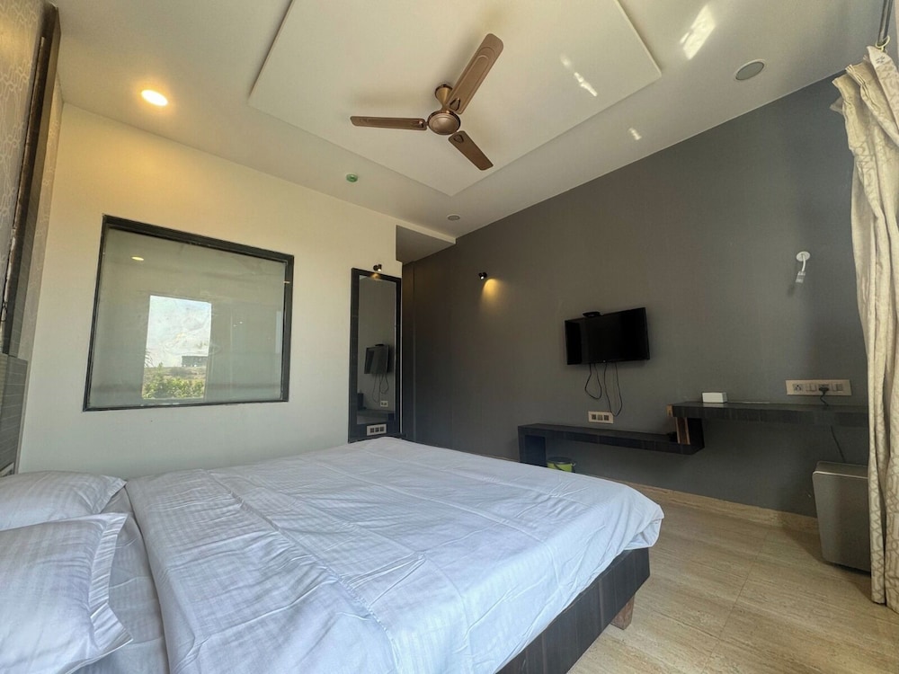 Zestin Hill Resort