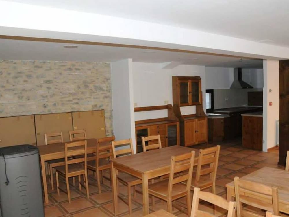 Albergue de Yebra view 5