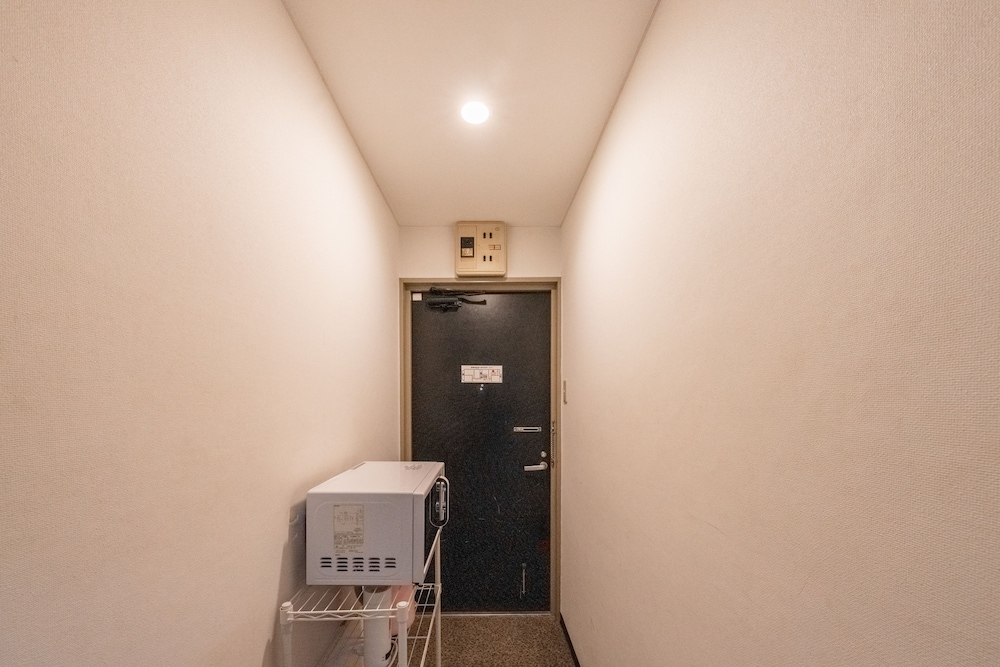 Namba West 5 connecting room