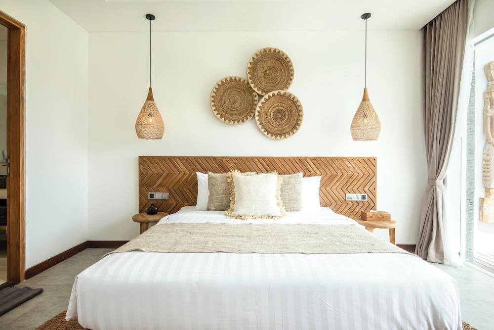 Brand New 4br Villa 400 to Finns Canggu