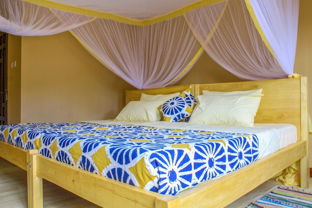 Cycad Entebbe Guest House view 5