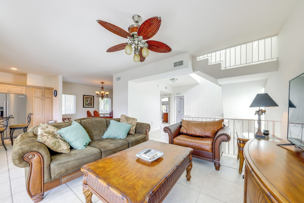 Spacious Canal-front Home: Florida Keys Gem