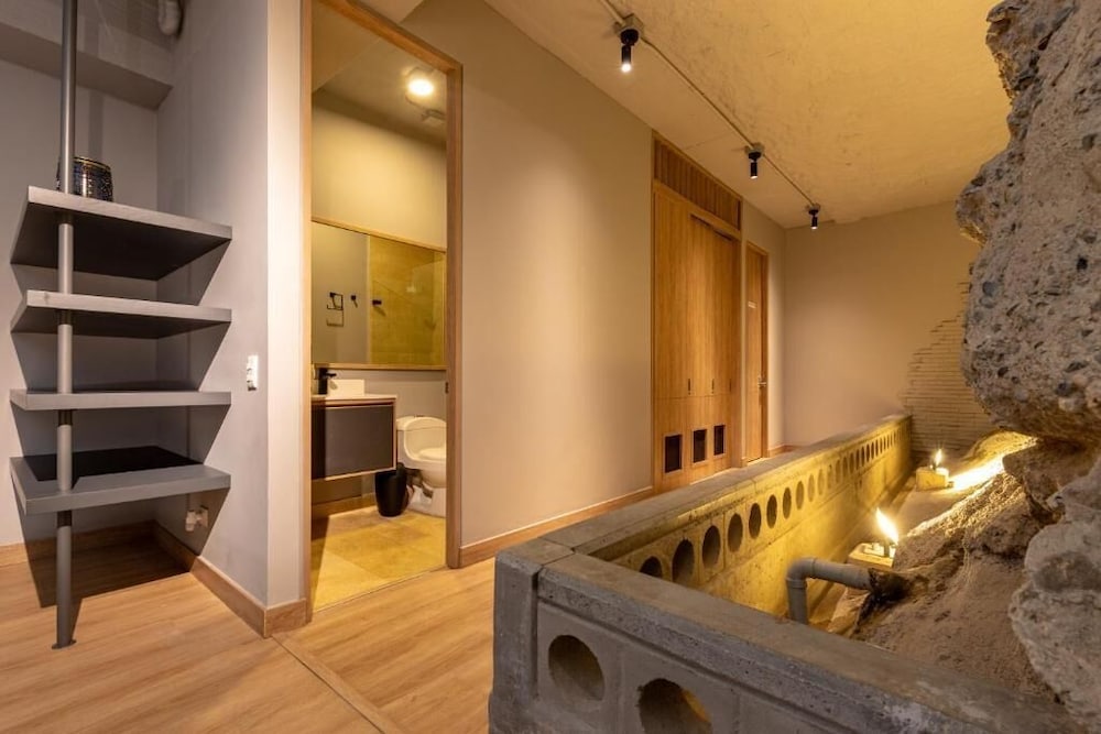 Forever W&L Building