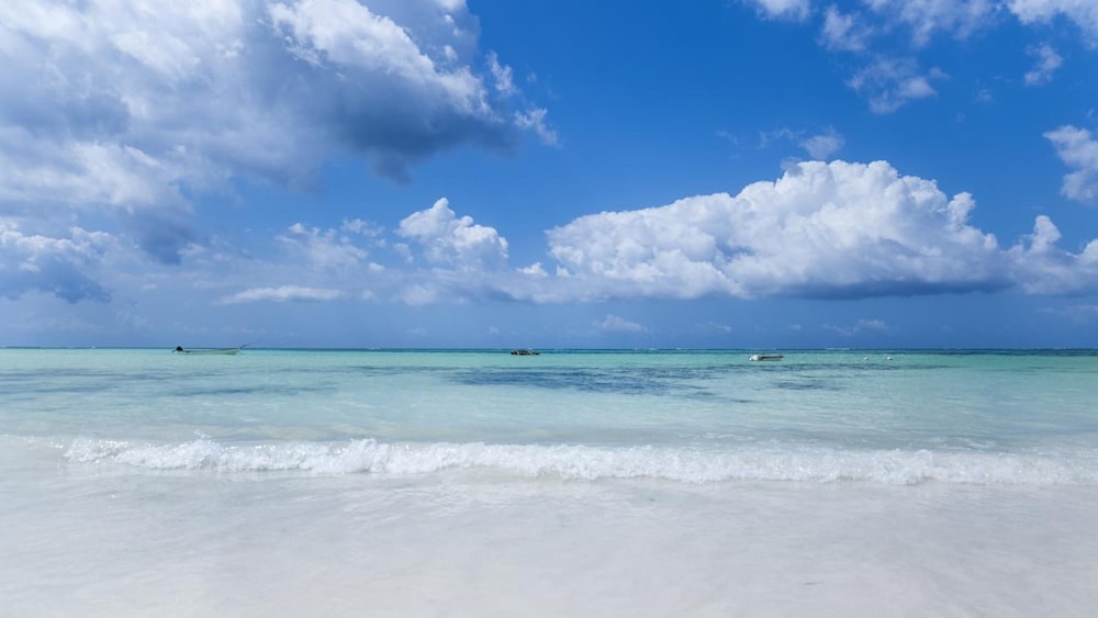 Kiwengwa Vacations - Lazy Beach House - Property Image 21