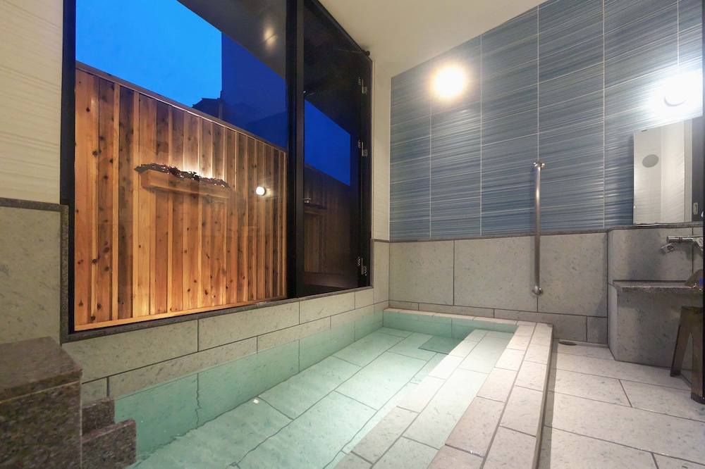 Kusatsu Hotel