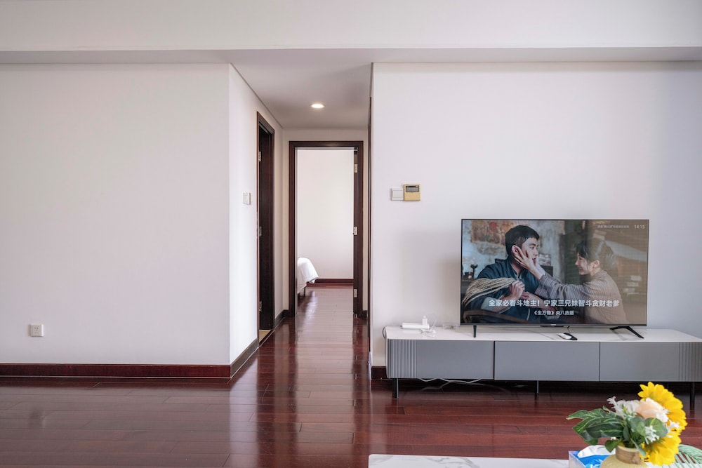 Tyms Modern 2BR APT Yucui Garden