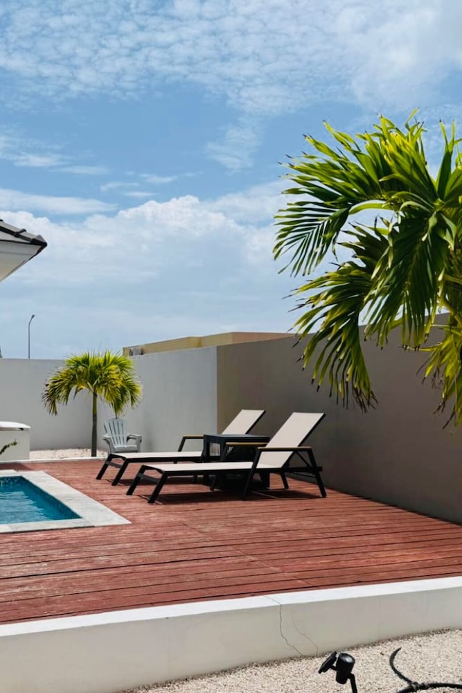 Villa Milamor Curacao - Harmonie, Grote Berg