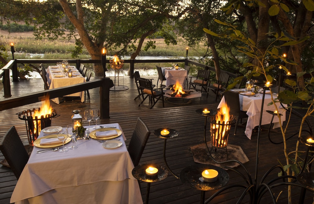 Pondoro Game Lodge  - Open to Kruger Park view 5